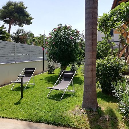 Mondello Felix - Appartamenti In Villa A 600M Dal Mare Exterior foto